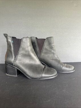 Toms black leather booties size 10 women’s